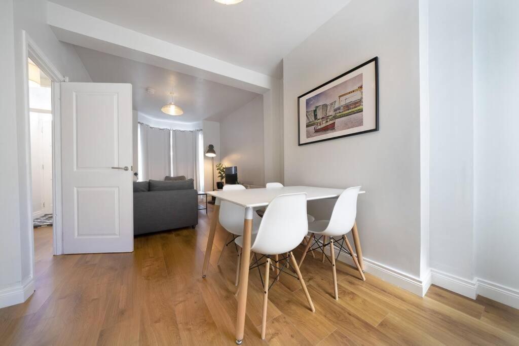 Cosy 2 Bedroom Town House Close To City Centre Belfast Exterior photo